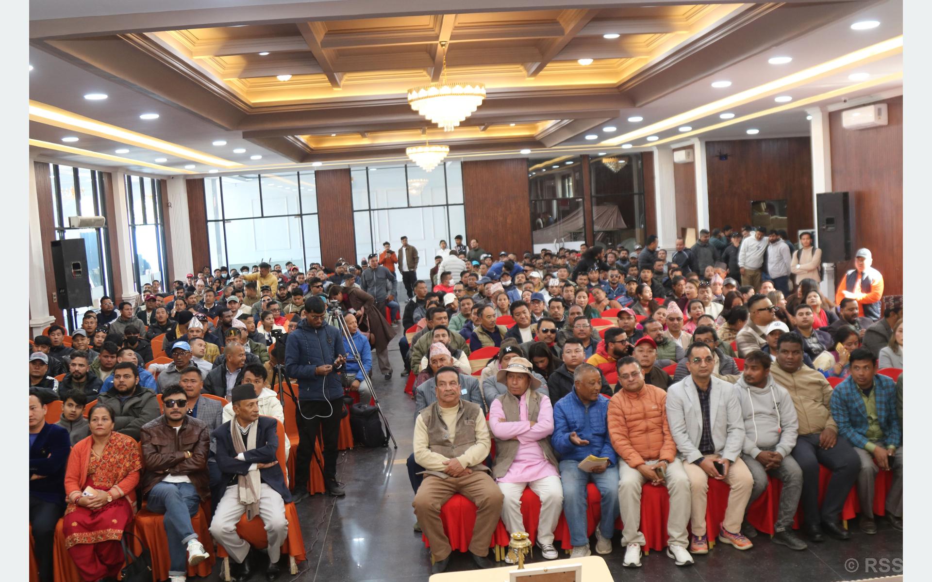 कांग्रेसकाे नियमित महाधिवेशनका लागि युवा विद्यार्थी भेला