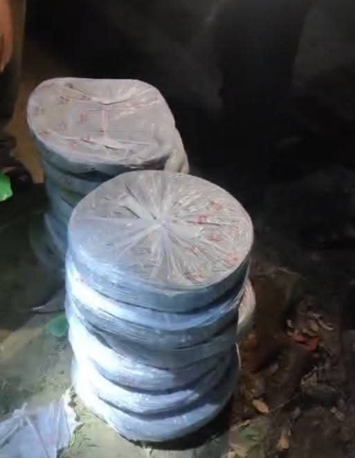 सिरहा लहानबाट ठूलो परिमाणको गाँजा सहित दुई जना पक्राउ