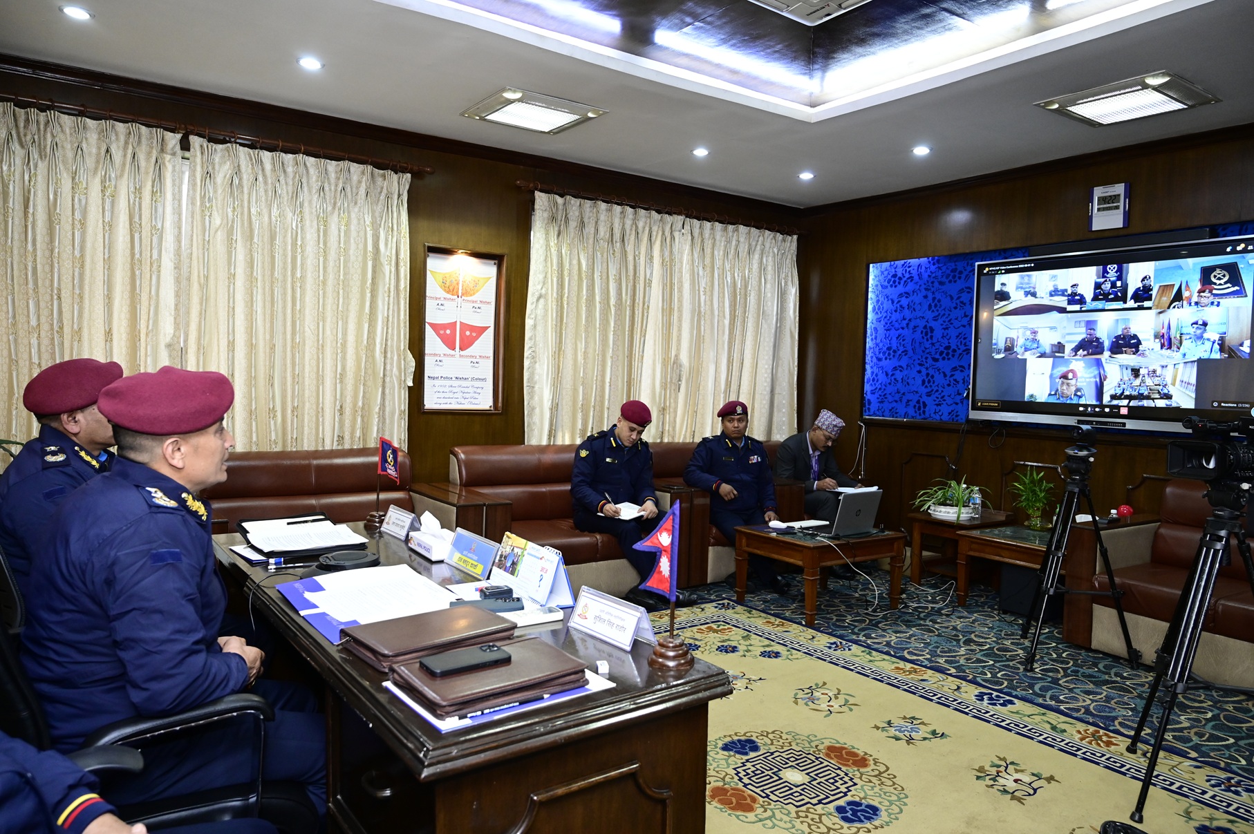 अपराध विरूद्ध निर्मम भई जिम्मेवारी वहन गर्न प्रहरी कर्मचारीहरूलाई महानिरीक्षक कार्कीको निर्देशन