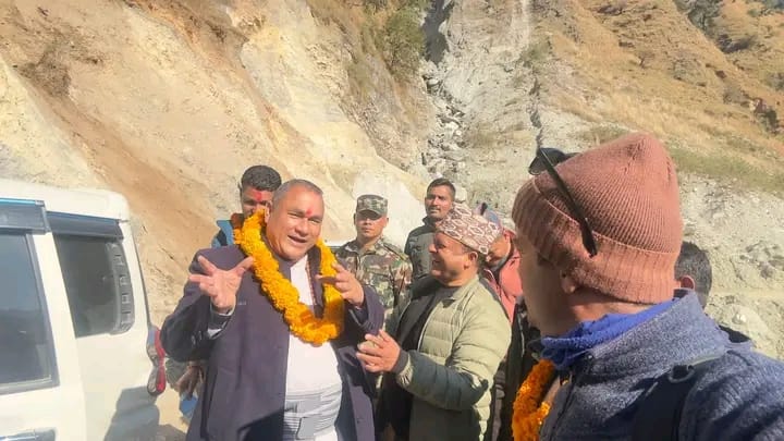 पहिरो नियन्त्रण र विद्यालयको लागी बजेट व्यवस्थापन हुन्छः मुख्यमन्त्री शाह