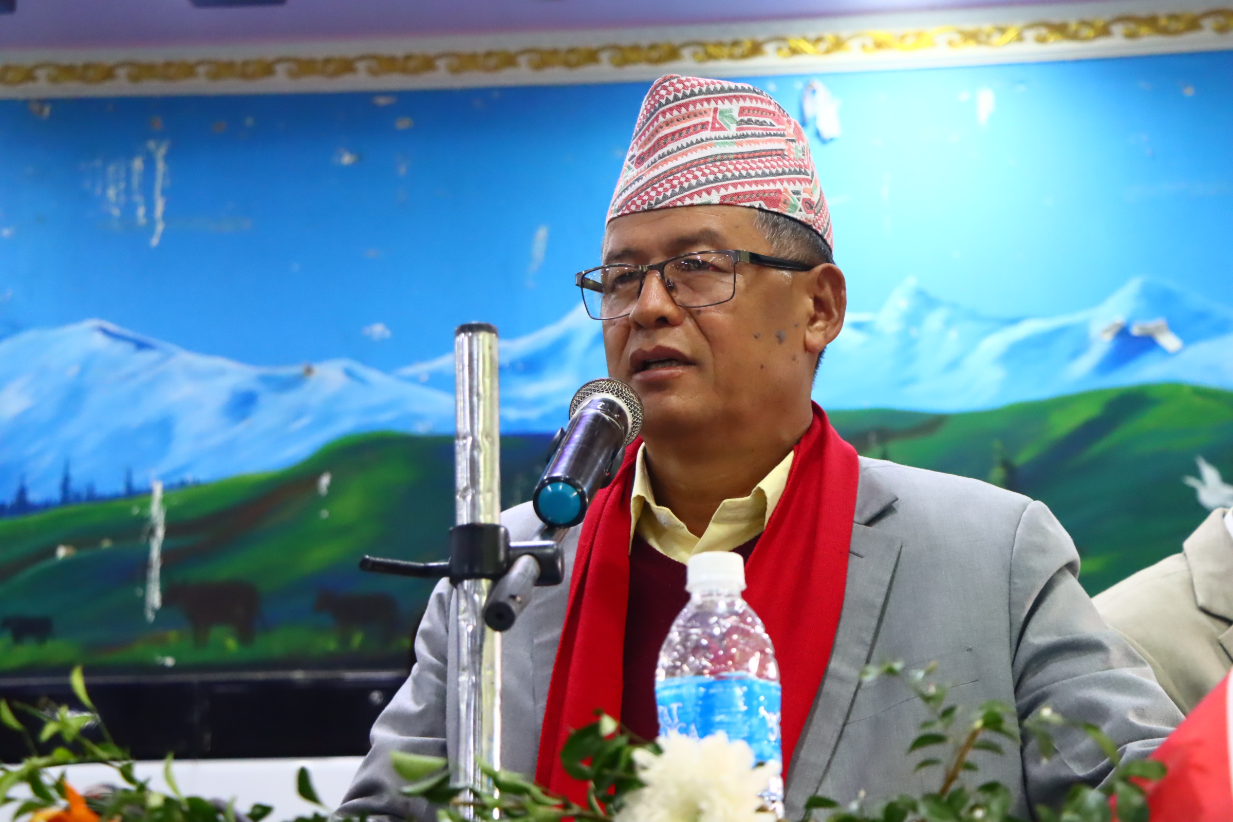 ०८२ को मंसिर भित्रै महाधिवेशन गरौं भन्ने डा. शेखर कोइराला मात्रै हुन् : उपसभापति गुरुङ