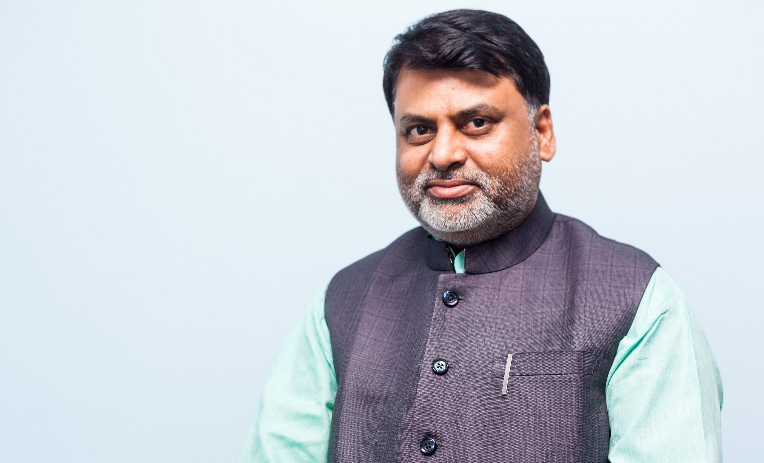 आज विश्वासको मत लिँदै मुख्यमन्त्री सोनल