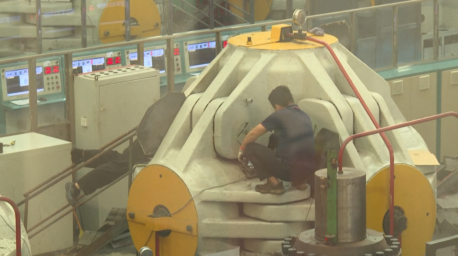 चिनियाँ कम्पनीले उत्पादन गर्‍यो विश्वकै सबैभन्दा ठूलो ल्याब–निर्मित हीरा