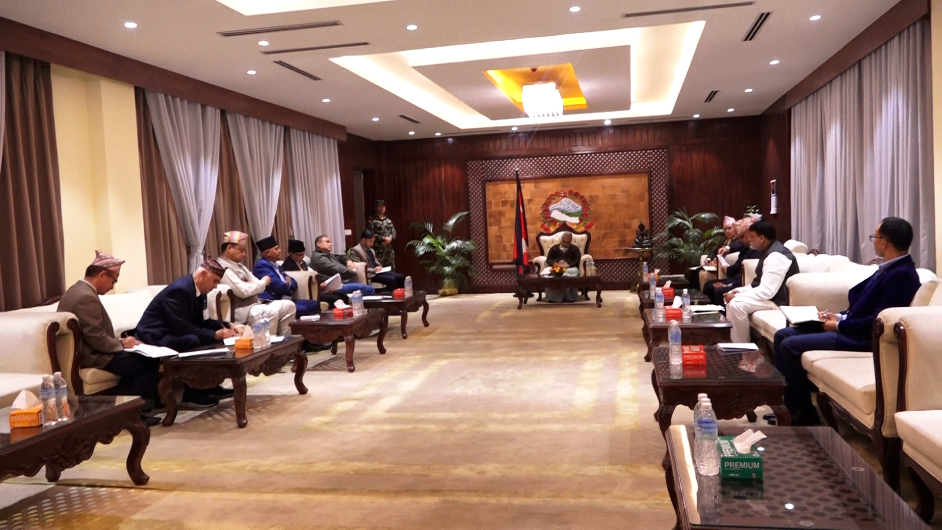 प्रदेशका मुख्यमन्त्रीहरूसँगको छलफलमा प्रधानमन्त्रीले भनिन्, ‘निर्वाचित सरकारबिनाको स्थायित्व सम्भव छैन ’