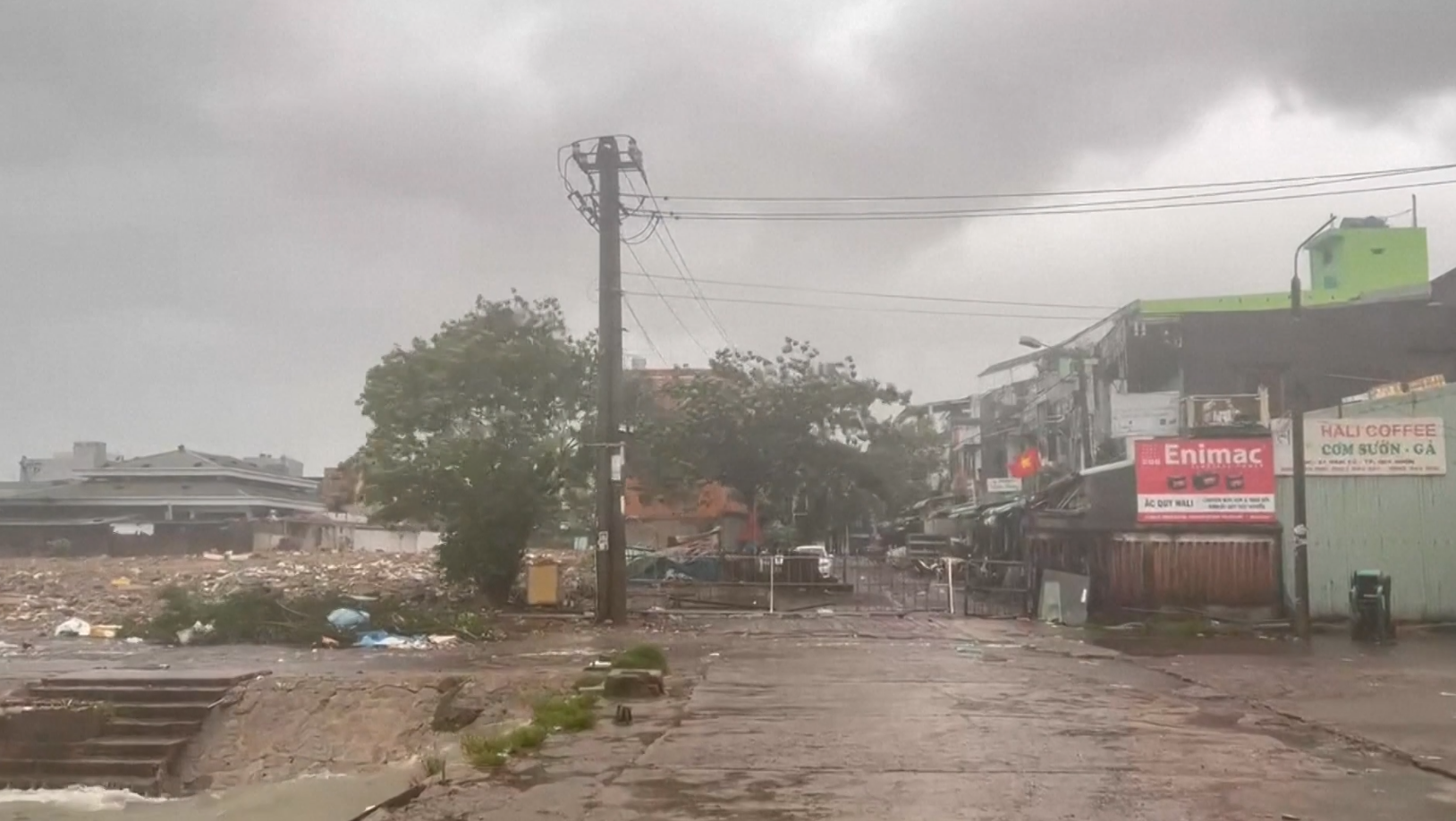 ‘कालमेगी’ आँधीका कारण भियतनाममा वितण्डा, लाखौं घरपरिवार प्रभावित