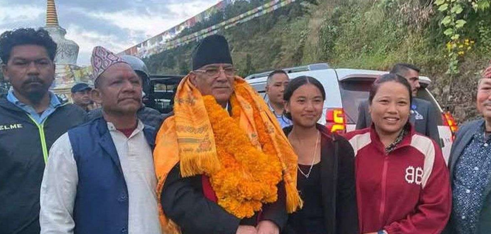 घलेगाउँ सांस्कृतिक भवनको उद्घाटनका लागि नुवाकोट पुगे प्रचण्ड