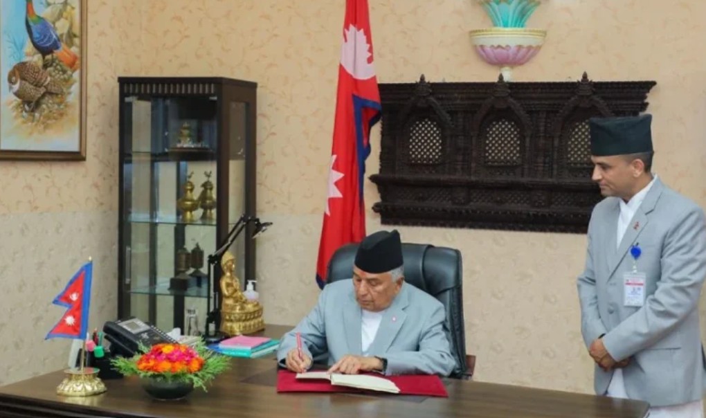 २१ फागुनको प्रतिनिधिसभा निर्वाचनमा सेना परिचालन गर्न राष्ट्रपति पौडेलद्वारा स्वीकृति