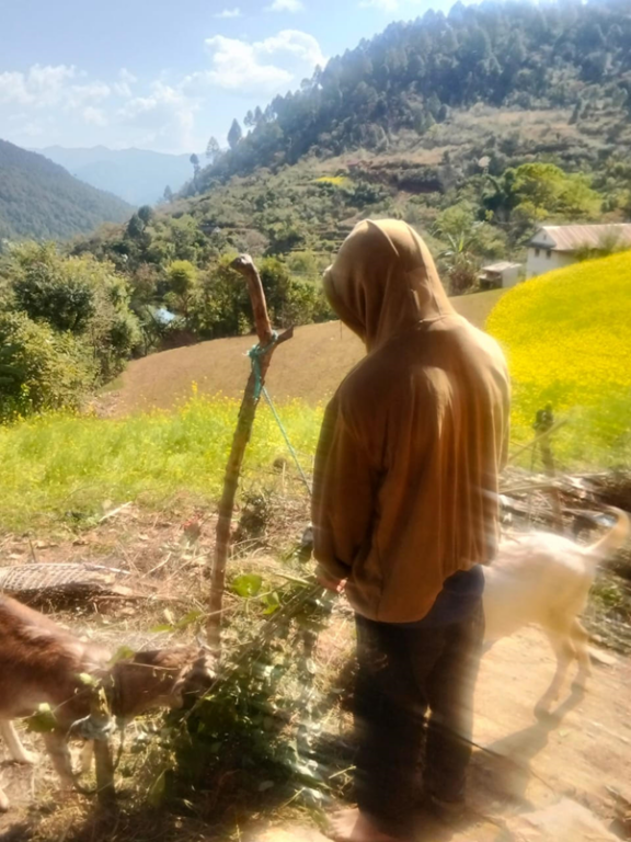 ‘जब स्कुलले थर फेरिदियो, विजयले पढ्नै सकेनन्’