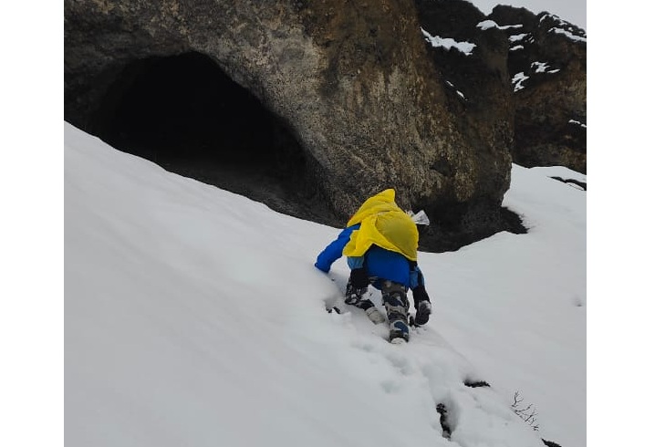 तिलिचो बेस क्याम्पमा फसेका पर्यटकको सशस्त्र प्रहरी बलको माउन्टेन रेस्क्यू टिमद्वारा सफल उद्धार