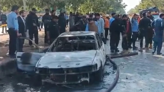 जिल्ला अदालत बाहिर विष्फोट हुँदा १२ जनाको मृत्यु