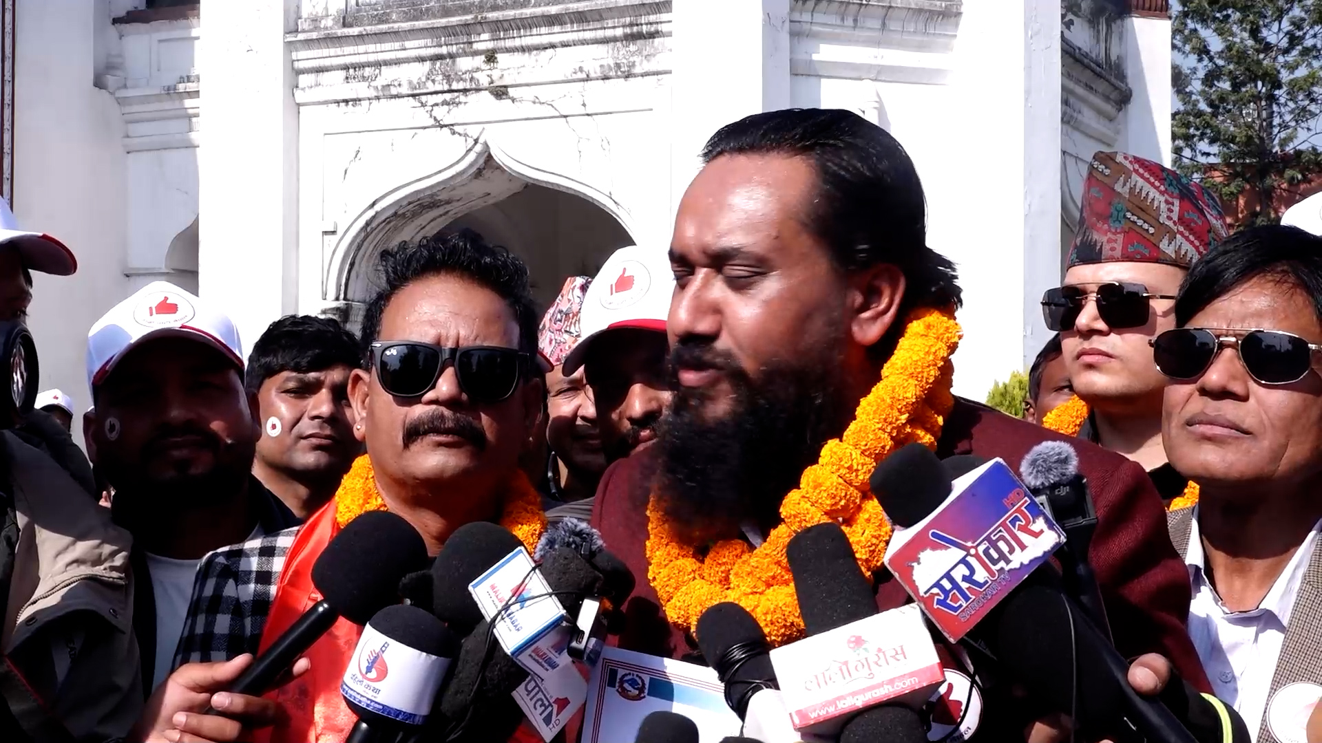 पार्टी दर्तापछि खगेन्द्र सुनारको दाबी : कांग्रेस-एमालेसँग सहकार्य हुन सक्दैन