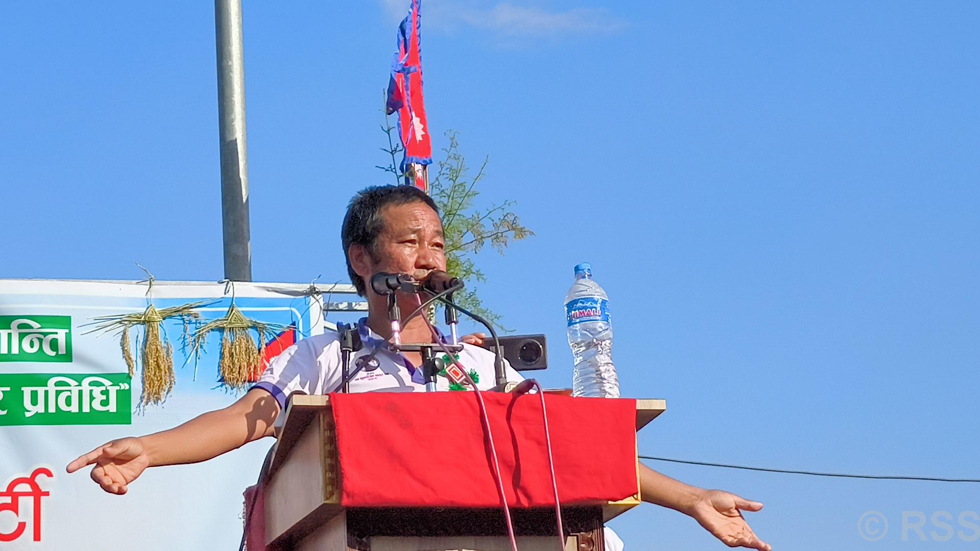 आगामी निर्वाचनमा आफ्नो नेतृत्वमा नयाँ राजनीतिक शक्ति उदाउने हर्क साम्पाङको दाबी