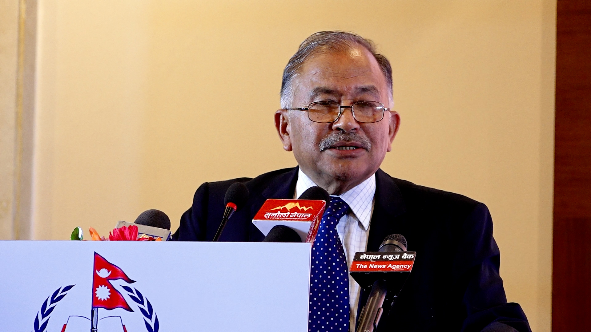 जेनजी क्रान्तिले पुस्तान्तरणको आवाज उठाएको छ, यो राम्रो पक्ष हो : पूर्वप्रधानन्यायाधीश श्रेष्ठ