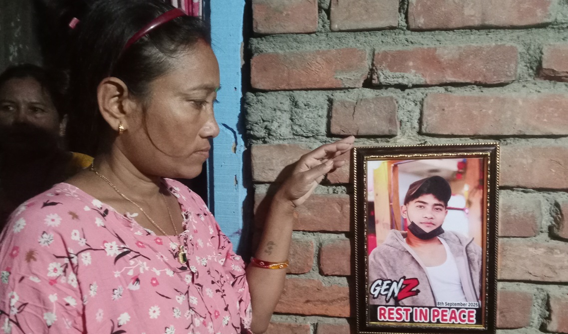 जेनजी आन्दोलनका सहिदः सरकारले जागिर लगाइदिने आशामा सहिदकी पत्नी मञ्जु