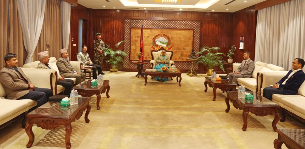 प्रतिनिधिसभाको निर्वाचनमा सक्रिय रुपमा सहभागी हुन एमालेलाई प्रधानमन्त्रीको आग्रह