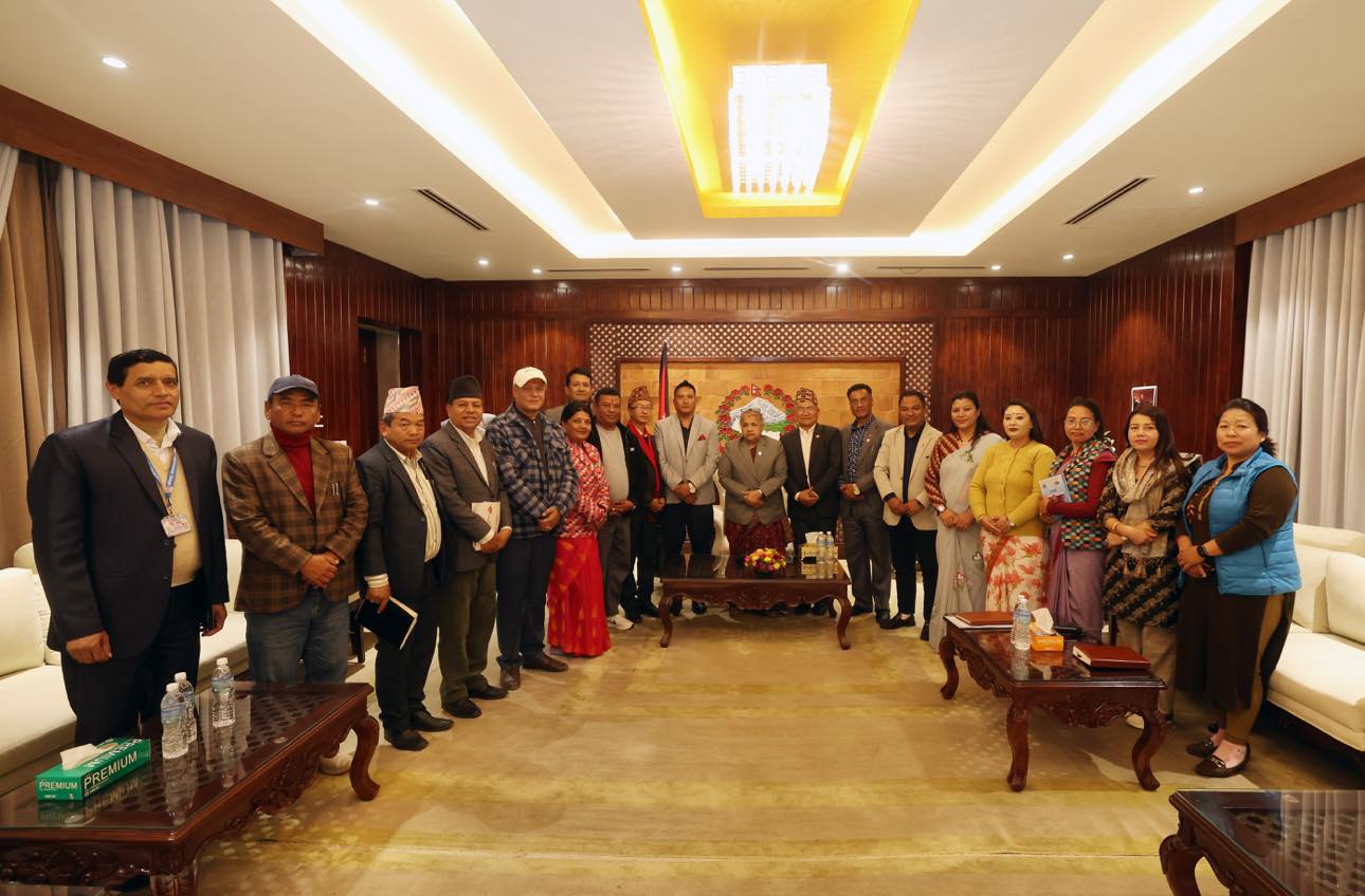 प्रधानमन्त्रीद्वारा काठमाडौं उपत्यकाका मेयरहरुसँग छलफल