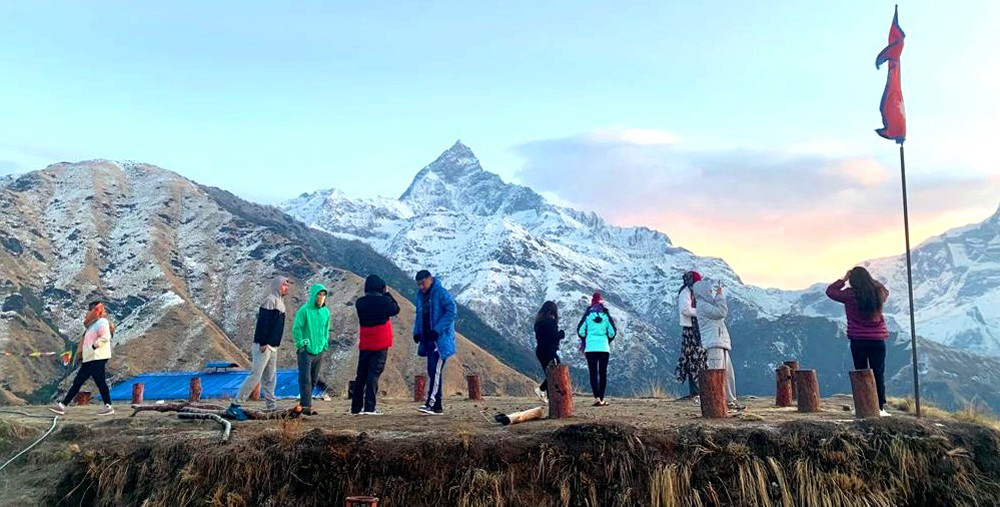 एक महिनामा एक लाख २८ हजार पर्यटक भित्रिए