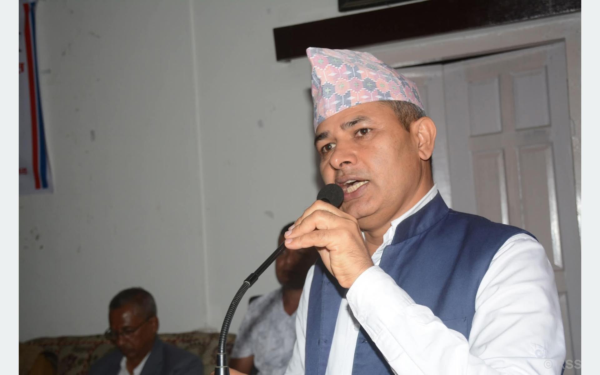 जिल्ला प्रशासन कार्यालयद्वारा सबै सेवा प्रवाह भइराखेको छ : प्रजिअ अधिकारी