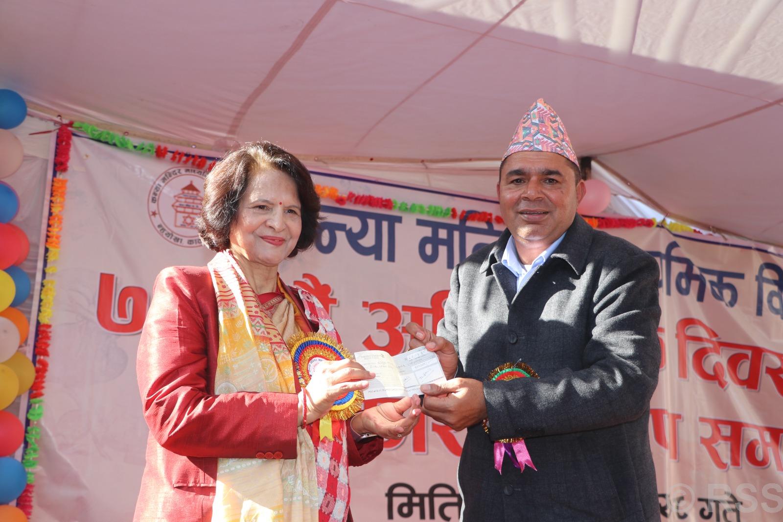 स्वास्थ्य तथा जनचेतना अभिवृद्धिका लागि महिला शिक्षामा जोडः स्वास्थ्यमन्त्री शर्मा