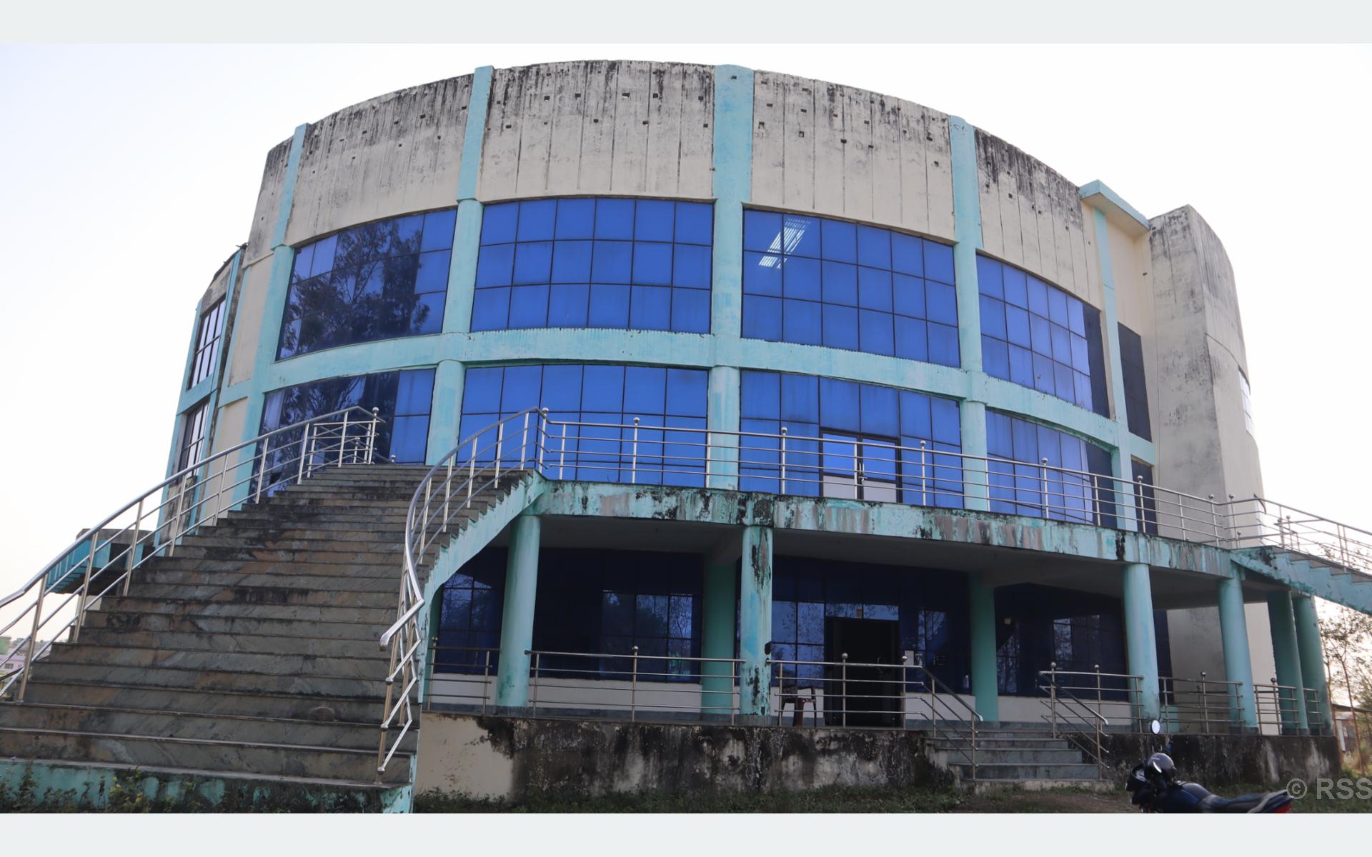 सञ्चालनमा आएन ‘सभागृह’