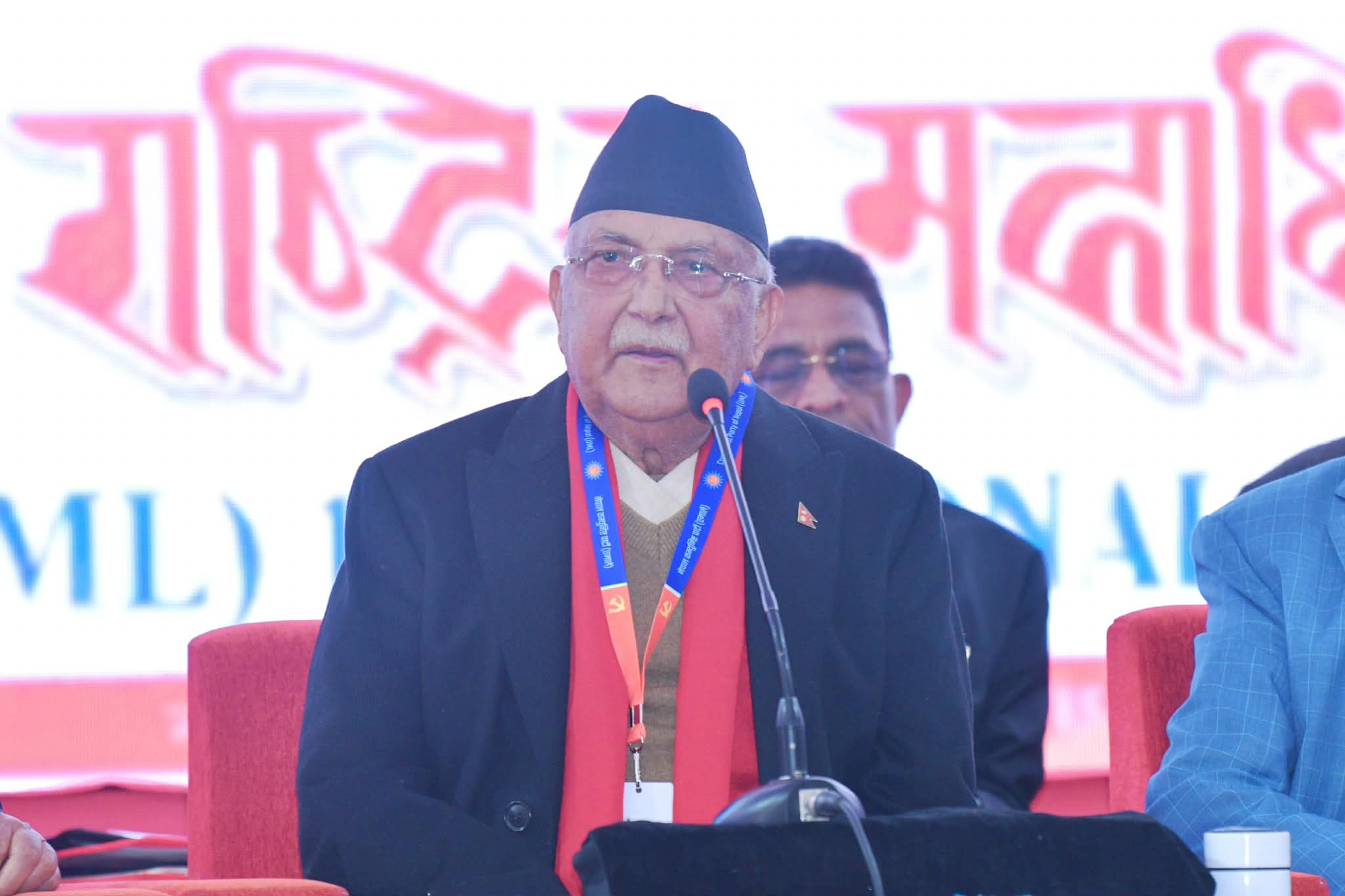 एमाले अध्यक्षमा ओलीको ह्याट्रिक