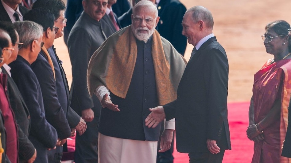 पुटिनसँग डिनरका लागि कांग्रेसका अरू नेतालाई बोलाइँदा राहुल गान्धीलाई किन बोलाइएन ?