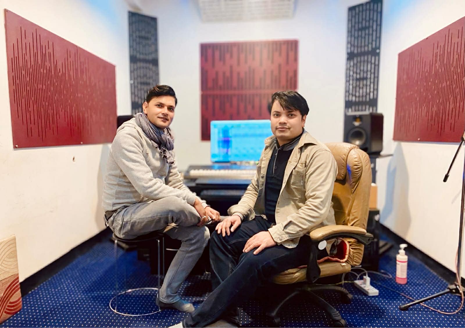 दिपक शर्मा र नरेन्द्र बियोगीको सहकार्यमा परेली