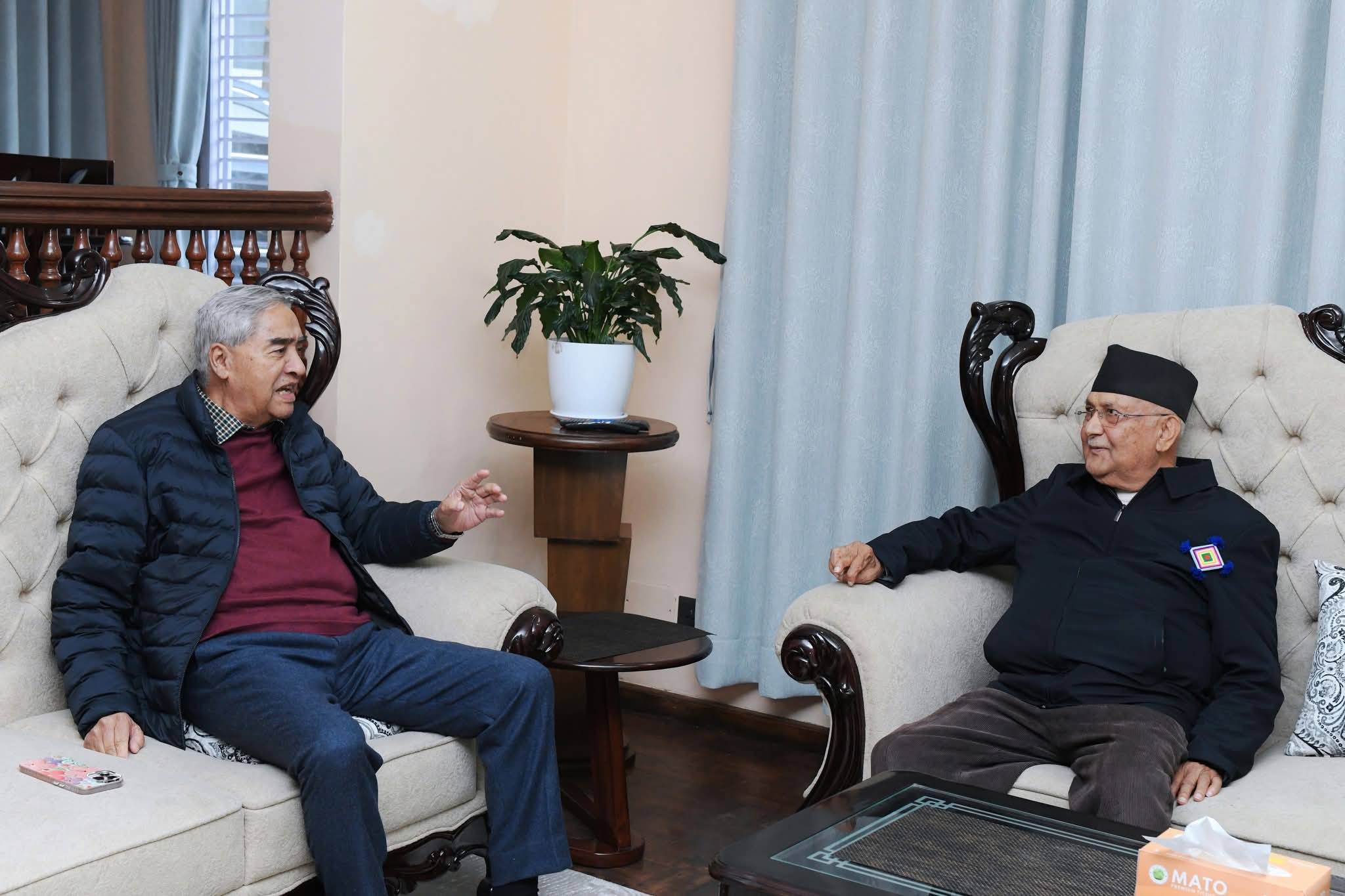 देउवा र ओलीबीच छलफलमा