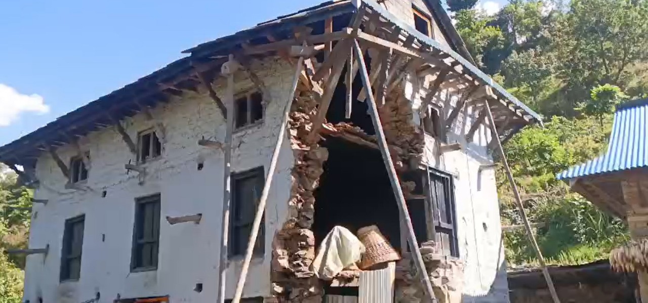 रामेछापको हिलेदेवीका पहिरो पीडित स्थानान्तरणको पर्खाइमा