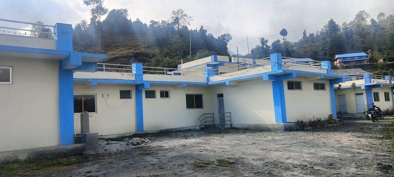 गाउँपालिकाले आफ्नै स्रोतमा चलाउँदै दुईवटा अस्पताल