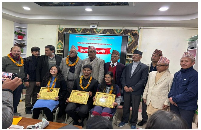 खाइराइड हास्यव्यङ्ग्य पुरस्कार समर्पण