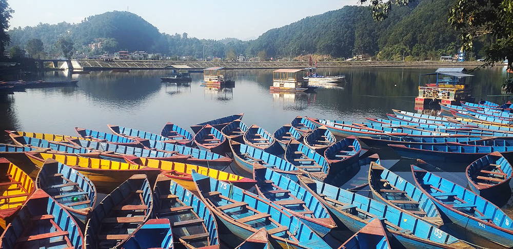 पर्यटक घट्दा बेगनासका डुंगा व्यवसायी संकटमा