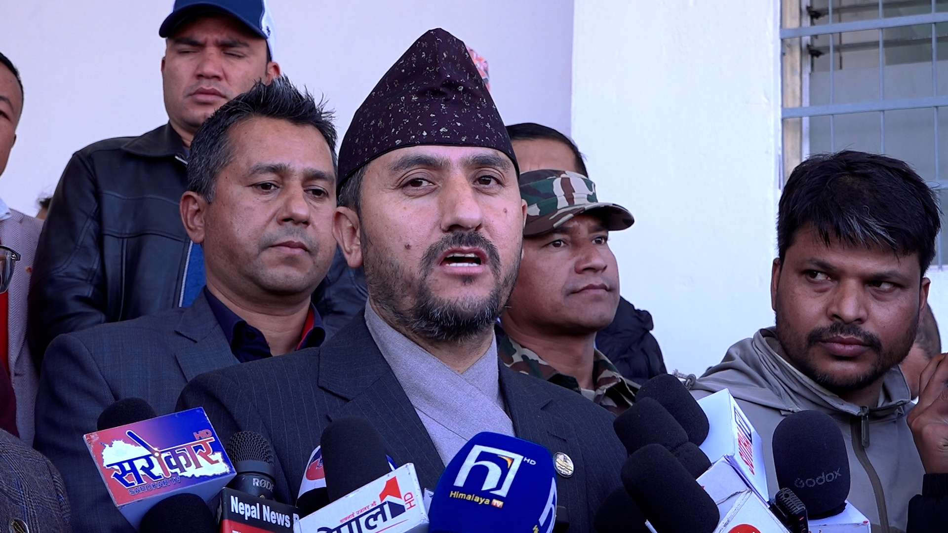 सरकारका प्रवक्ता भन्छन्- देश चुनावमा होमिएको छ, एमाले पनि चुनावमा जान तयार छ