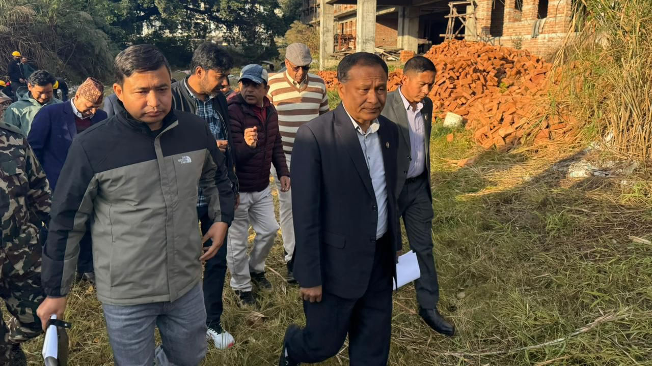 पोखरा स्वास्थ्य विज्ञान प्रतिष्ठानको भवन निर्माण अलपत्र, अस्पताल निर्माणलाई बन्धक राख्नु हुँदैन : कुलमान घिसिङ