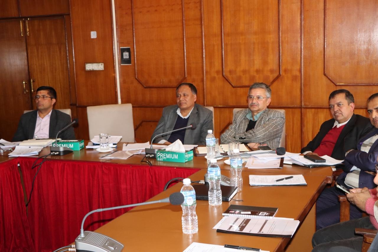 ठेक्का तोडिएका सडक–पुल योजना छिटो अघि बढाउन मन्त्री घिसिङको निर्देशन, नयाँ टेण्डर तत्काल सुरु