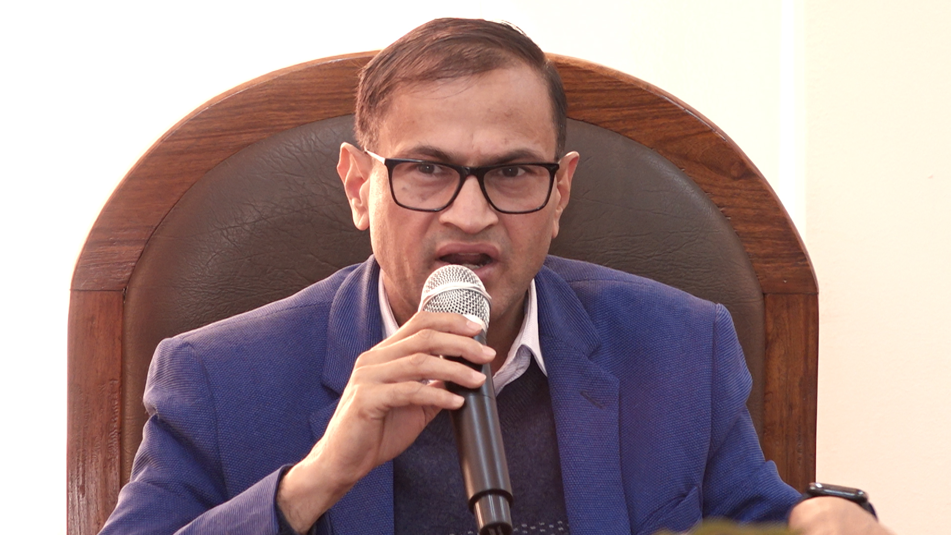 ‘नेपालको समग्र शान्ति सुरक्षाका लागि नेपाल प्रहरी र ट्राफिक अग्रपङ्क्तिमा’