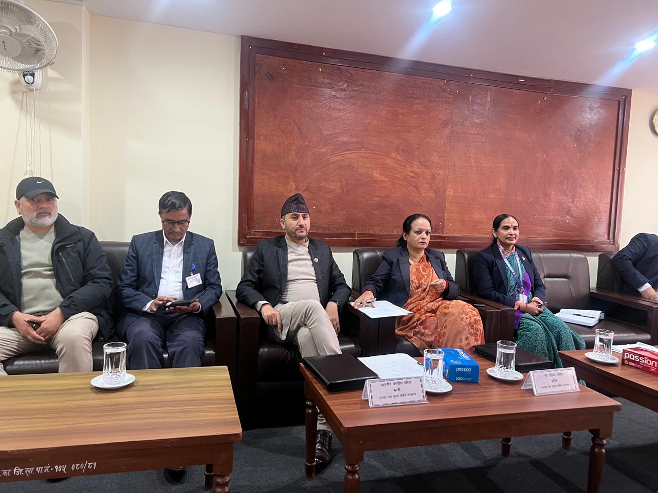 हुलाक सेवालाई आधुनिक, व्यवसायिक र प्रतिस्पर्धी बनाइनुपर्छ : मन्त्री खरेल