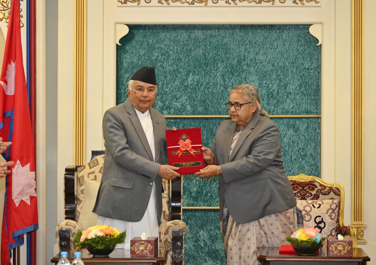 राष्ट्रपतिबाट चुनावको मितिमा दाँयाबाँया नहुने गरी सम्पूर्ण ध्यान केन्द्रित गर्न सरकारलाई सुझाव