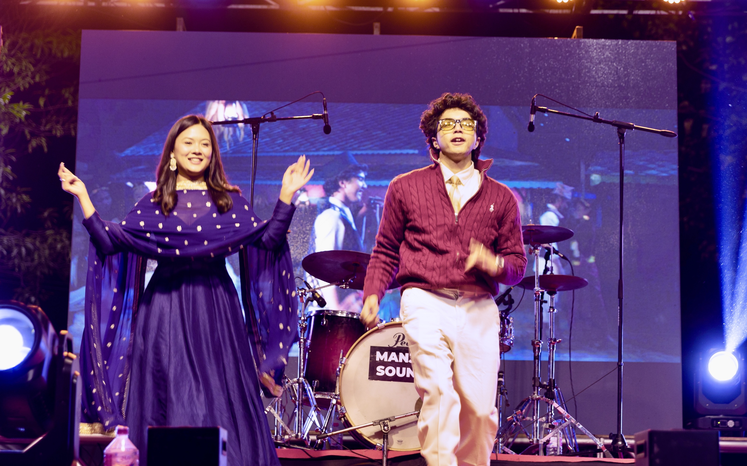 करिब ७ हजार दर्शकमाझ पोखरामा चलचित्र ‘कुमारी’को भव्य कन्सर्ट, पोखरेलीको मायाले पुलकित छु : निर्देशक