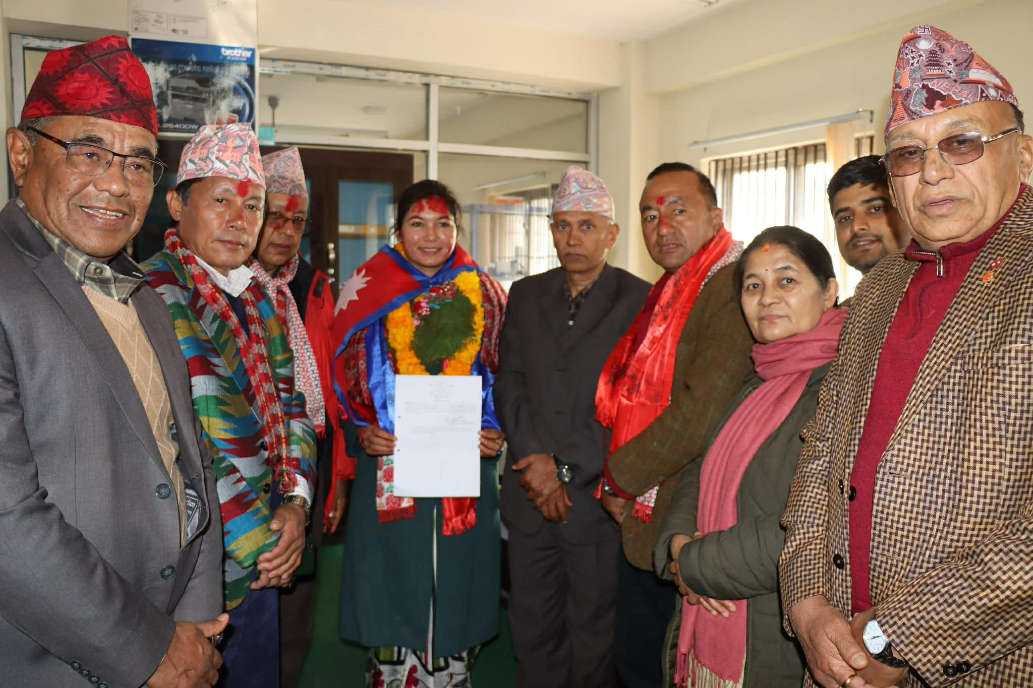 ओखलढुंगामा एमालेकी अस्मिता थापाको मनोनयन,ठूला पार्टीबाट जिल्लाकै पहिलो महिला उम्मेदवार