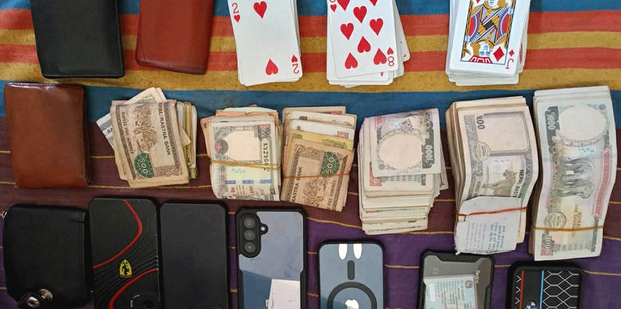 होटेल सञ्चालकसहित पाँच जुवाडे पक्राउ