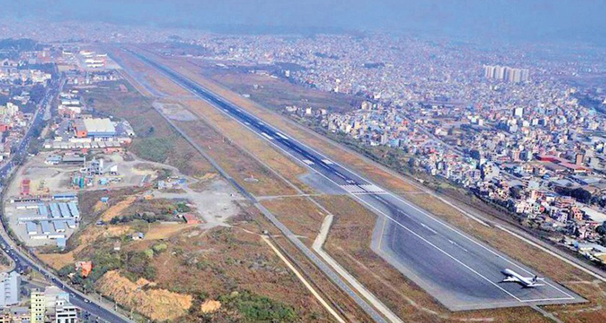 काठमाडौं विमानस्थलमा उड्नका लागि रनवेमा दौडिसकेको विमान फर्काइयो