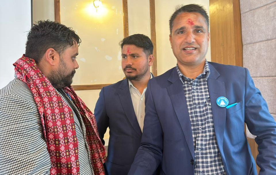 रास्वपा कैलाली-५ को संयोजक तोकिए डिल्ली भट्ट