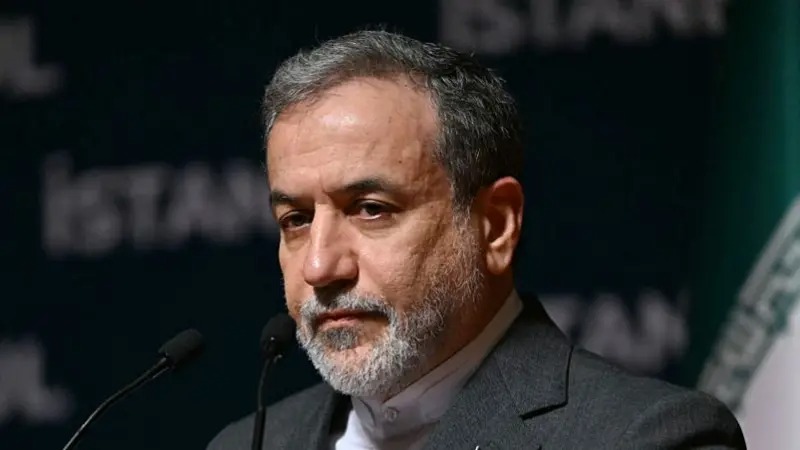 ट्रम्पको धम्कीपछि इरानले भन्यो ‘हाम्रो औंला ट्रिगरमै छन्’