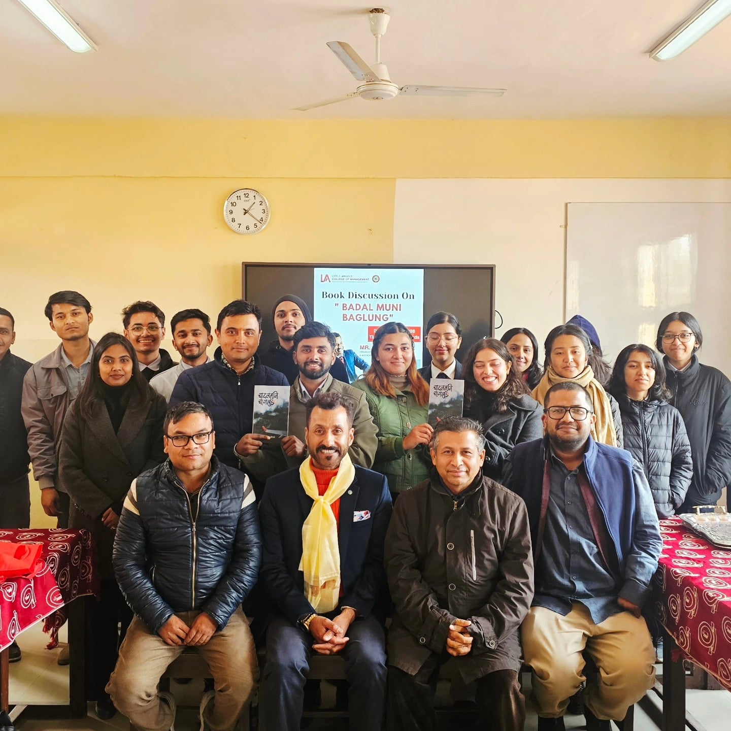 आञ्चलिकता समेटिएको आत्मकथा ‘बादलमुनि बागलुङ’