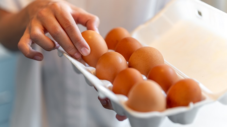 अण्डा कति समयसम्म फ्रिजमा राख्न सकिन्छ? अण्डा बिग्रिएको छ कि छैन भनेर कसरी थाहा पाउने जान्नुहोस्!