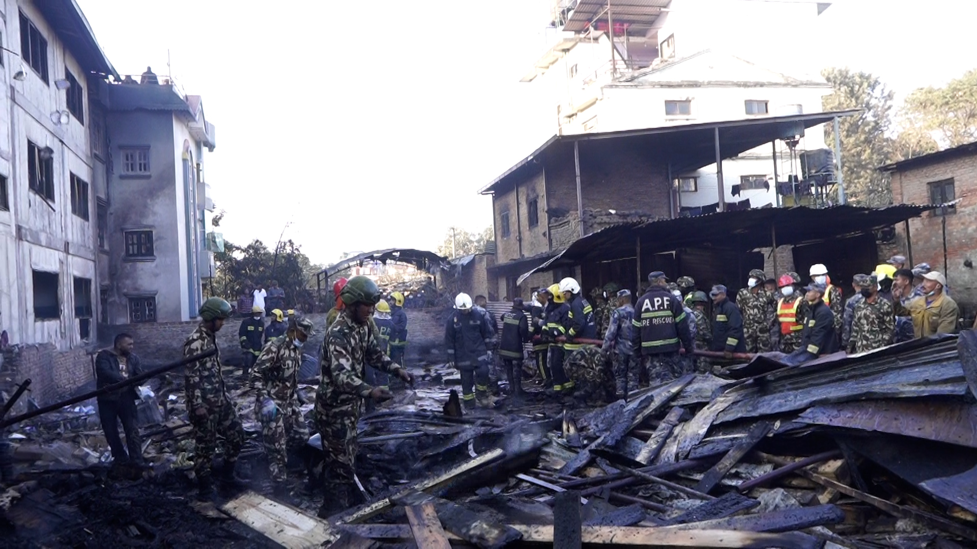 काठ गोदाममा आगलागी : छिटो नियन्त्रणमा ल्याउँदा मानवीय क्षति भएन