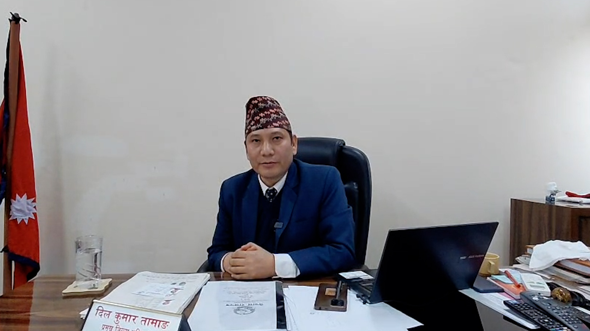 बाँकेमा पहिलो पटक आमाको नामबाट वंशजको नागरिकता जारी