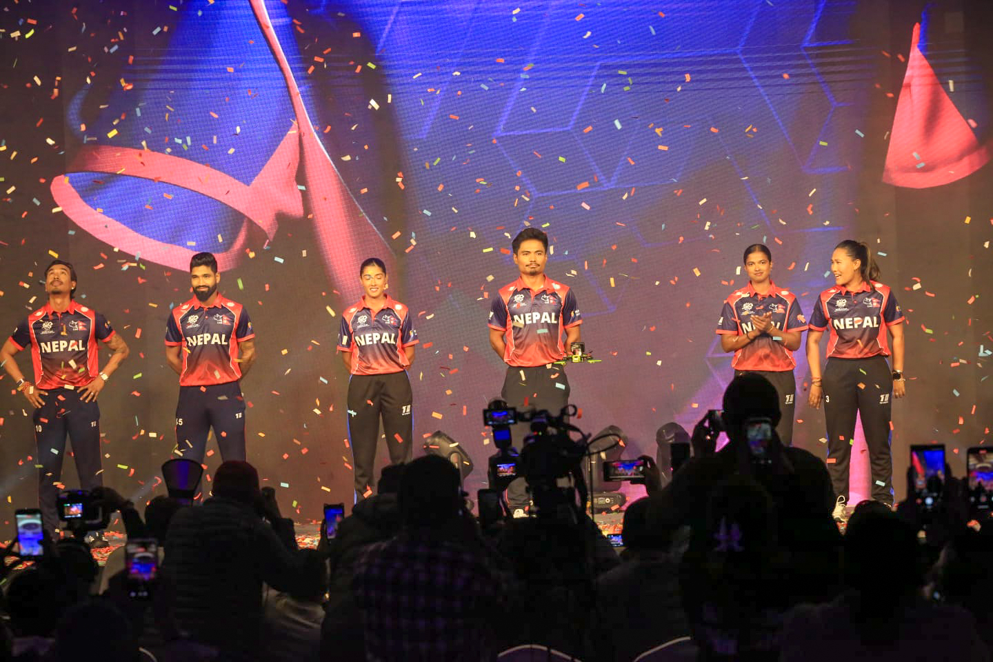 क्रिकेट टोलीको नयाँ जर्सी सार्वजनिक (तस्विरहरु)