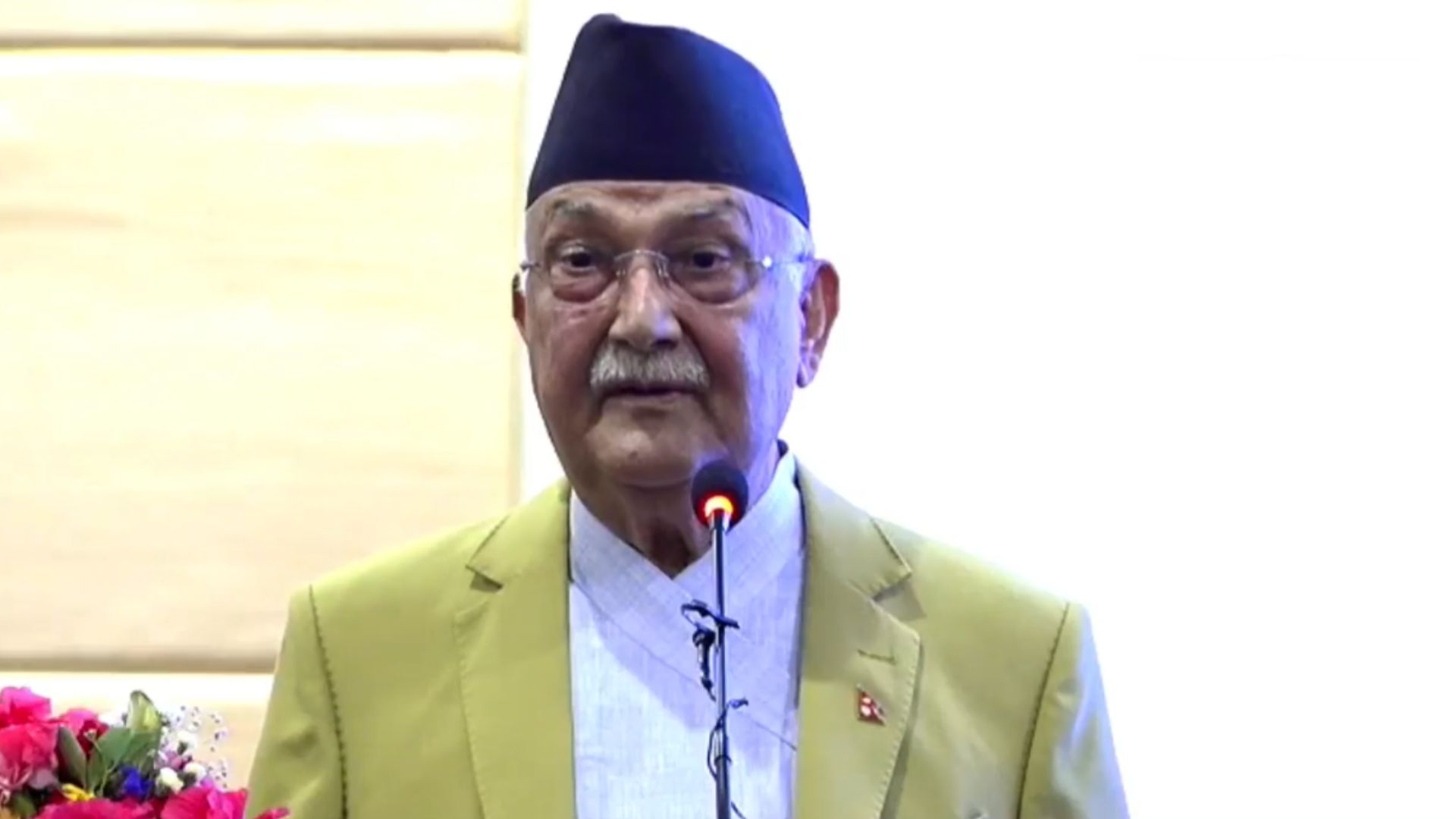 प्रधानमन्त्रीले बन्दुक समातेर गोली चलाउँदैन : ओली